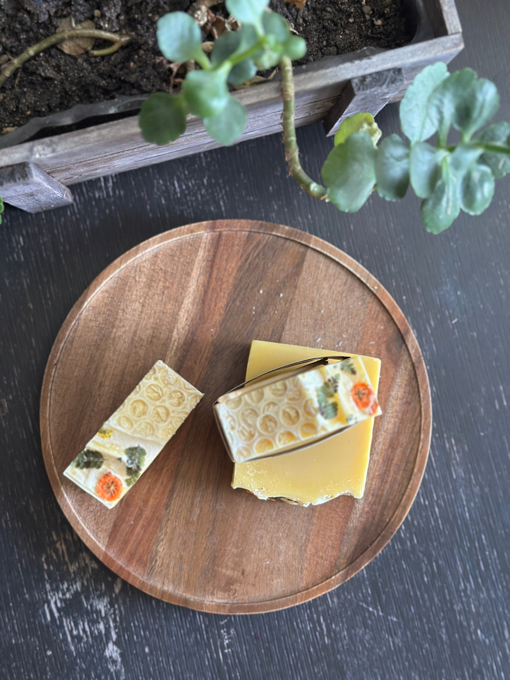 Sweet Carrot, Honey & Sage Handcrafted Soap Bar
